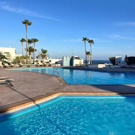 Apartman Loma *